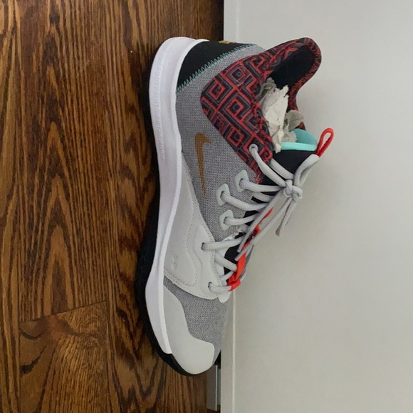 Brand New Nike PG 3 BHM Men’s Sneakers Size 10 - Picture 5 of 8